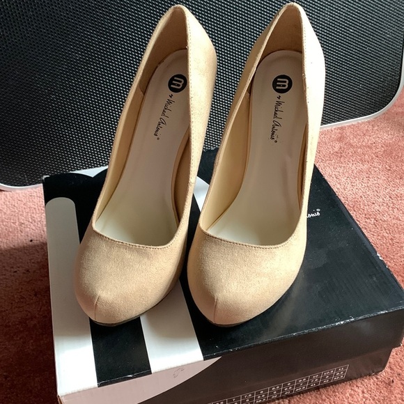 Micheal Antonio Shoes - Micheal Antonio Love Me 2 Faux Suede Nude Pumps